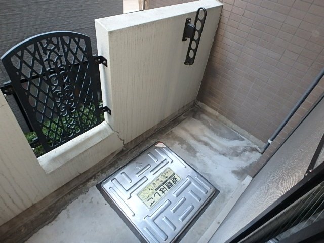 ロイヤルアメニティー東池袋104号室 同建物別部屋の参考画像