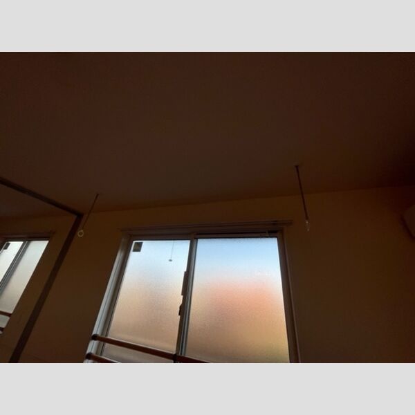 サン クラージュ202号室 室内物干金物