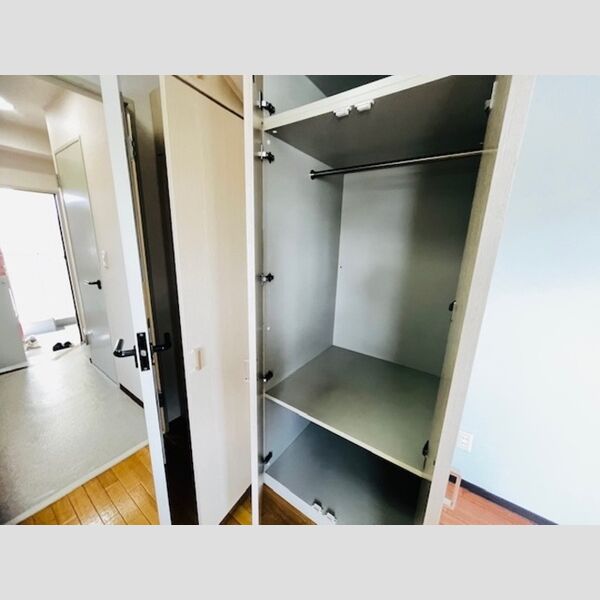 ハイムカメリア111号室 収納