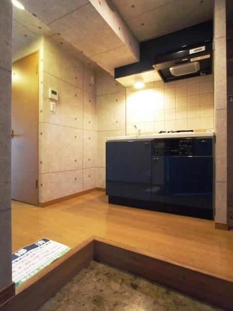 フェニックス三軒茶屋 玄関
