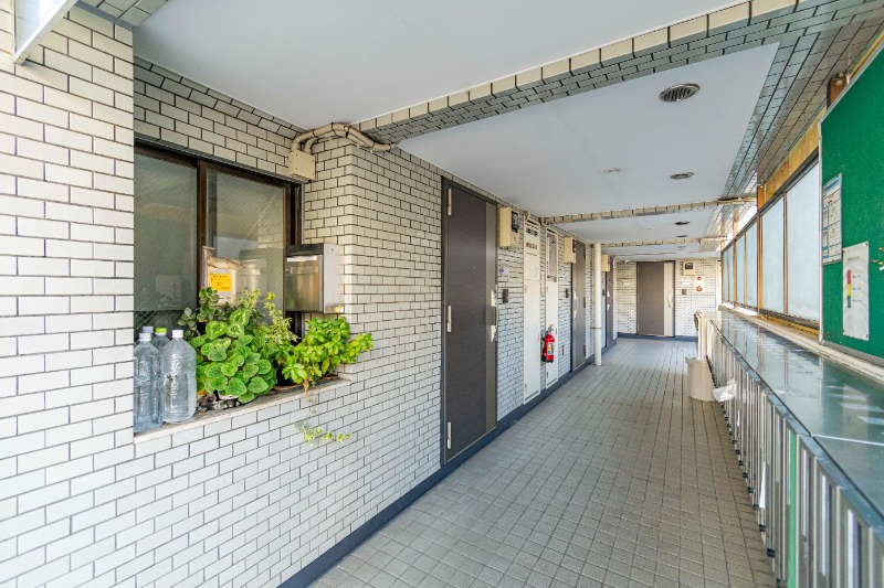 サングレイス星川2階 エントランス