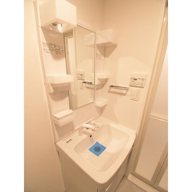 ＧＥＮＯＶＩＡお花茶屋ｓｋｙｇａｒｄｅｎ0401号室 内観