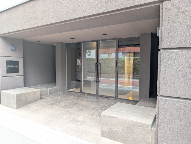 レジディア自由が丘2階 エントランス