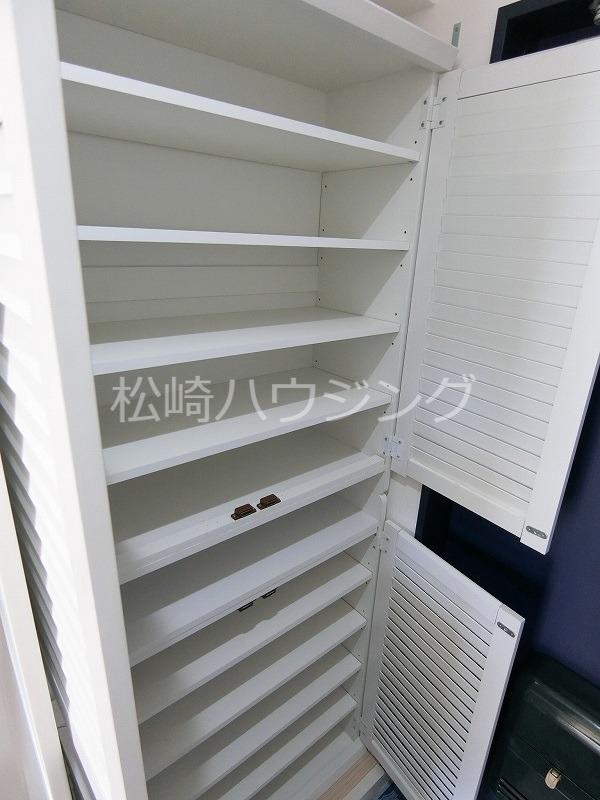 Ａｒａｉｚ中野Ⅱ 玄関