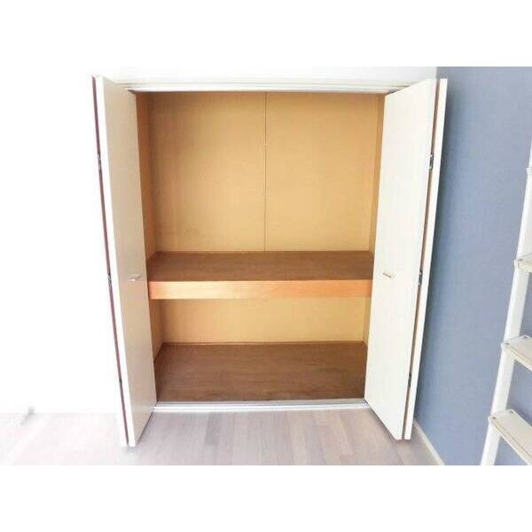 ジュネパレス松戸第502 収納