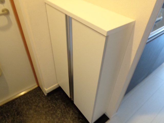 オネスティ桜ヶ丘103号室 シューズＢＯＸ