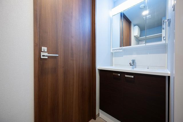 LIMERESIDENCE HIKIFUNE5階 同建物別部屋の参考画像