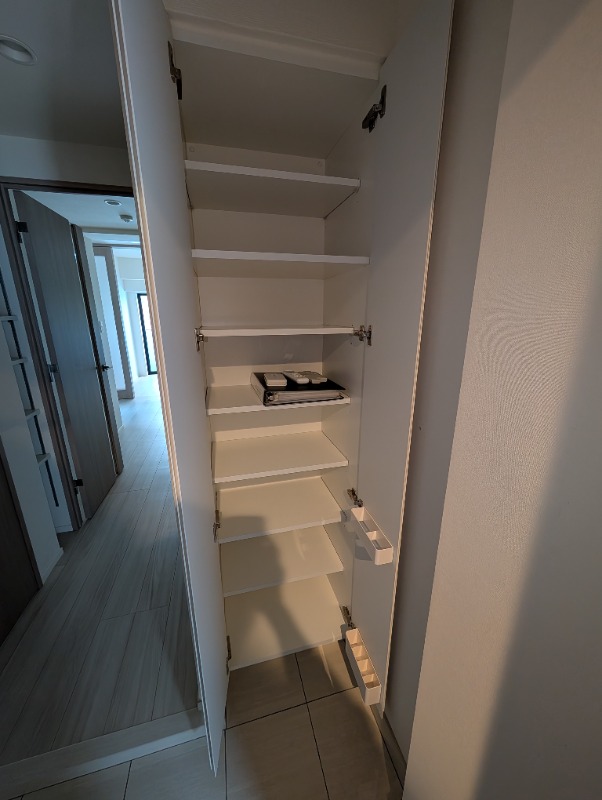 CREAL門前仲町Ⅱ 下足入れ