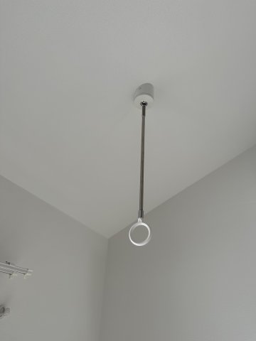 ベイルーム湘南台205号室 室内物干しで雨の日も干せます！浴室には浴室乾燥機も付いてます♪