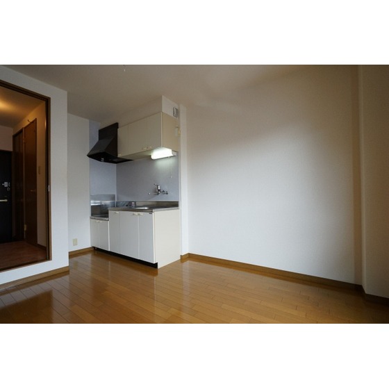 Ｍフラット 居室