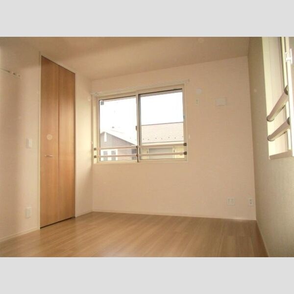 La Crece　W棟201号室 洋室