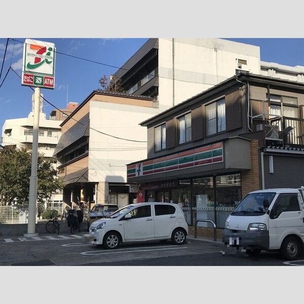 AXIS松戸101号室 セブンイレブン松戸郵便局前店(220m)