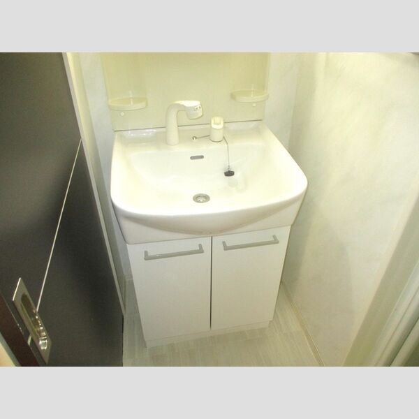 向日葵 洗髪洗面化粧台