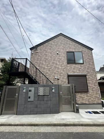 ウィルジューン六浦101号室 エントランス