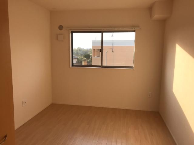 ビスタ湘南201号室 寝室