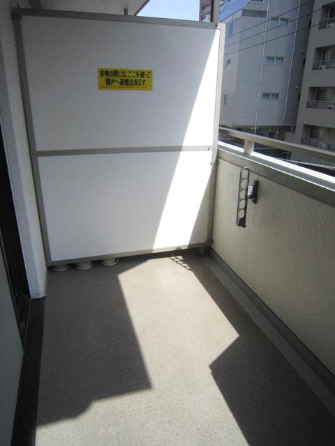リヴェール湘南0301号室 バルコニー