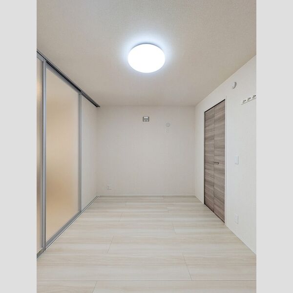 Le Ginkgo102号室 洋室6帖