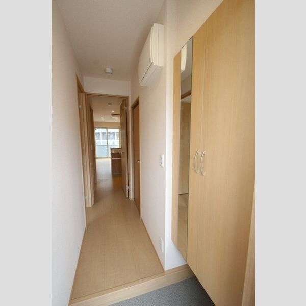 Lobellia TORO　Ⅱ103号室 玄関