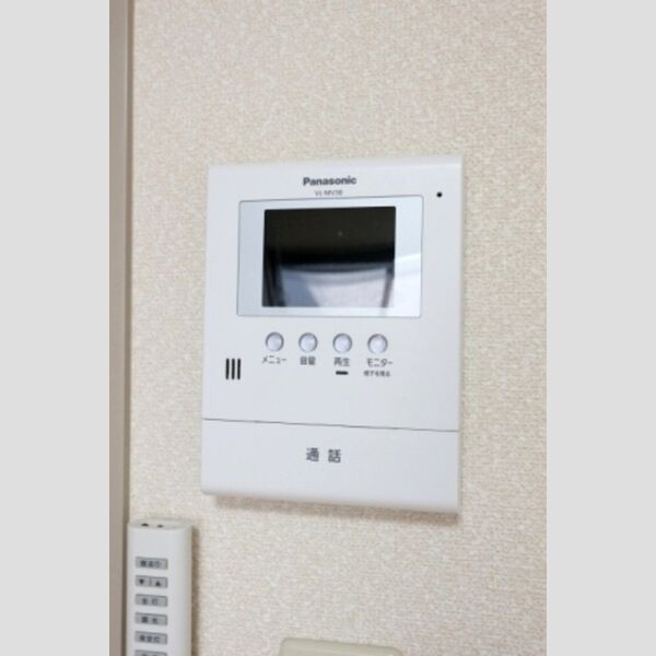 ベルデュール106号室 モニター付インターホン