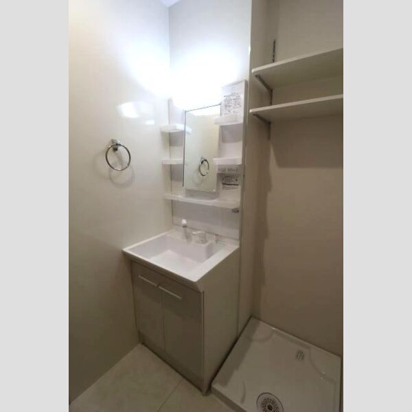 MilleFoglie uno101号室 洗髪洗面化粧台