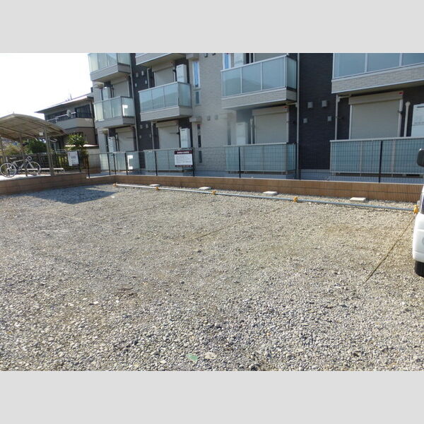 ベルジェ　Ⅳ 駐車場