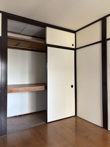 杉本テラスＤ 収納