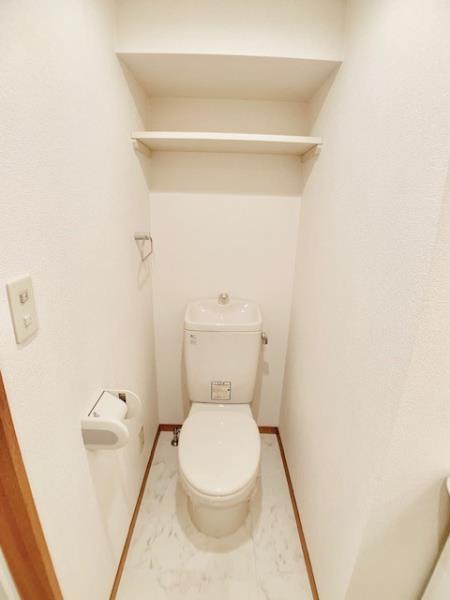 ティアラ恵比寿4階 トイレ