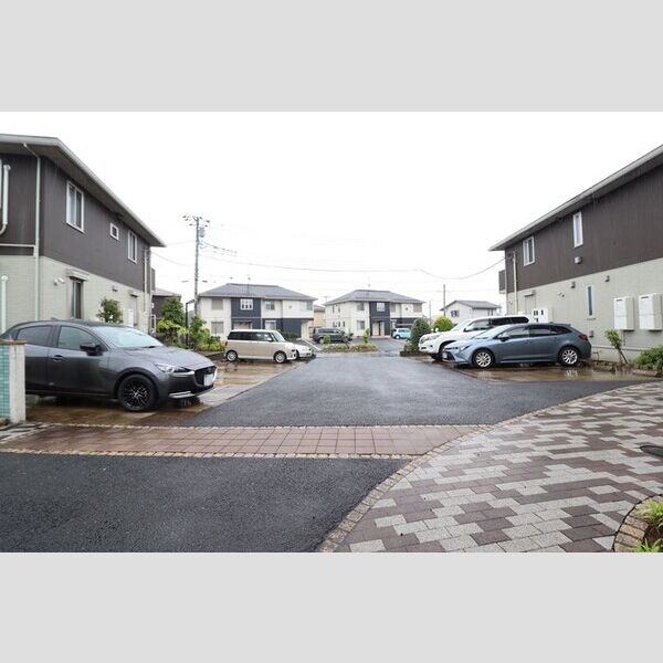 フェリーチェ　ヴィータ　A 駐車場