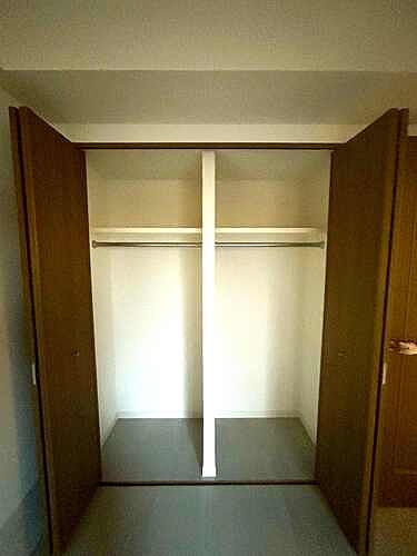 ライオンズマンション西新井大師第５ クローゼット