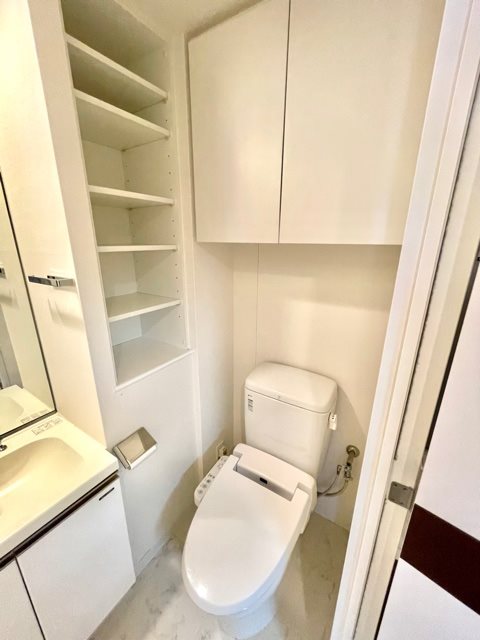 レジディア笹塚Ⅱ7階 トイレ