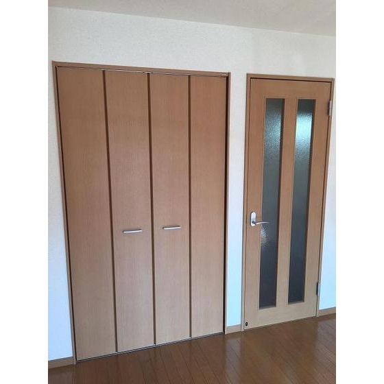 ハイツ中川0101号室 内観