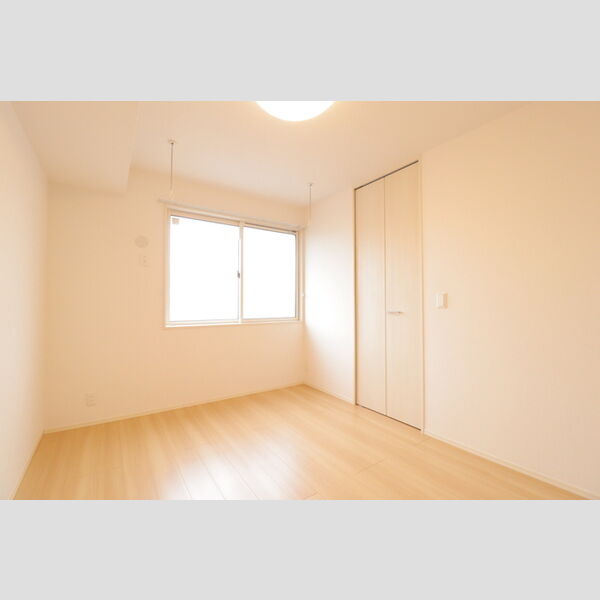 ロイジェントパークス レイクタウン Ⅲ　G 洋室