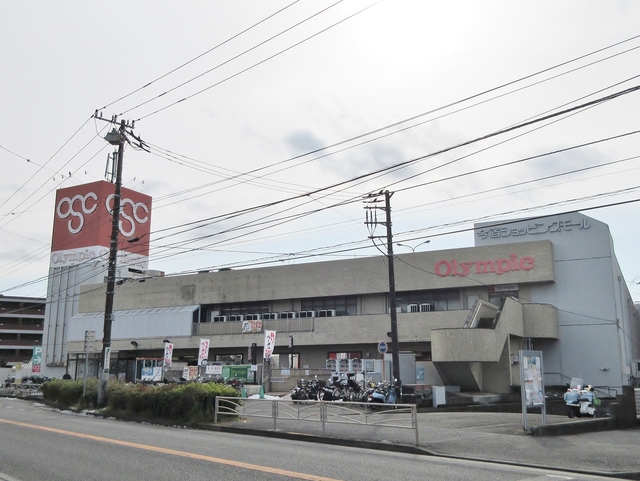 ファミーリェ二俣川0101号室 Olympic今宿店