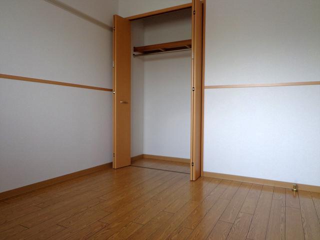 シグナス湘南2階 収納