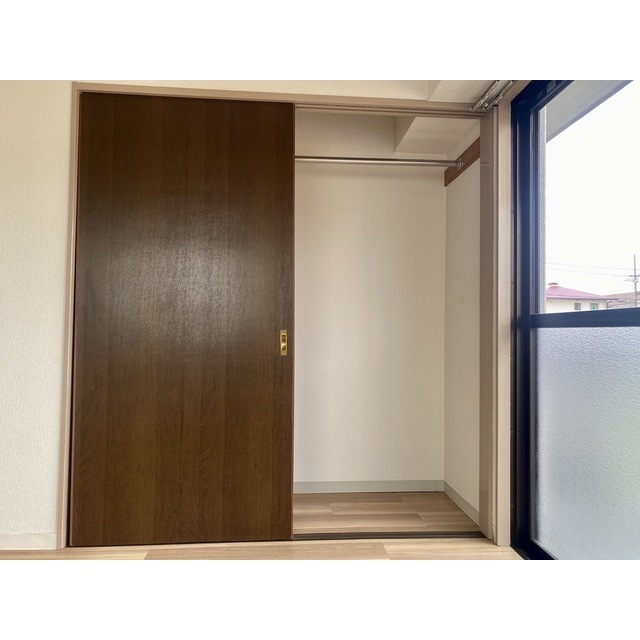 ＵＮＯ　ＰＡＬＡＣＥ105号室 LDK奥洋室　収納