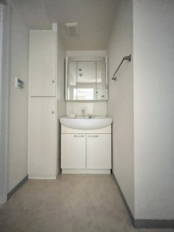 アリエさいたま新都心504号室 洗面