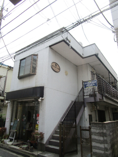 サンシーロの外観画像