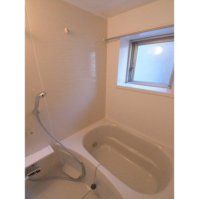 ラクレイス横濱関内0701号室 お風呂