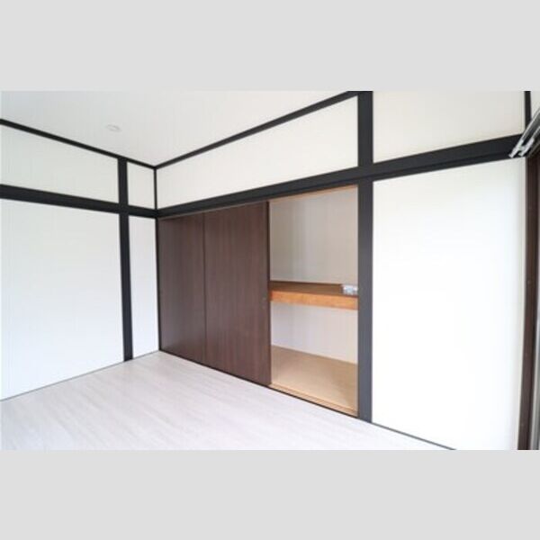 ブルーウェル　2号棟 物入れ