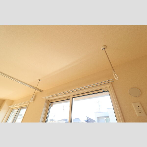 フェリーチェおおたかの森Ⅱ202号室 室内物干し