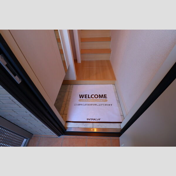 Niji-cort201号室 玄関