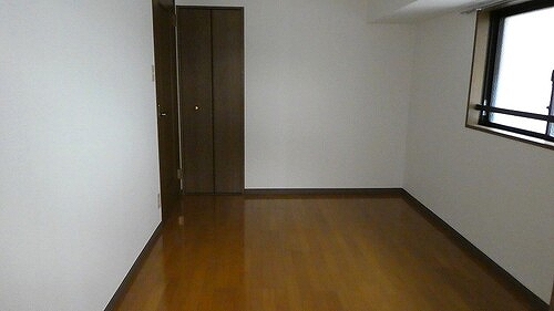 ライオンズステーションプラザ相模大野7階 洋室（約5.9畳） ※前回募集時2019年4月の写真