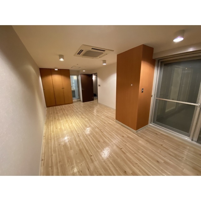 ポートタワー山下町301号室 内観