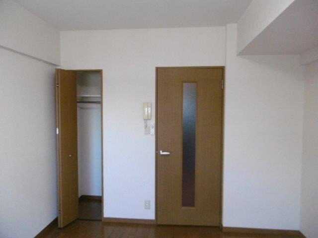 グランピーノ妙典(D-013)3階 収納