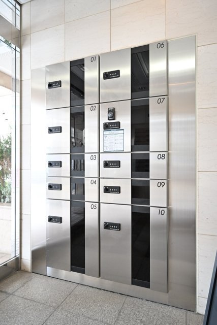 菱和パレス渋谷西壱番館2階 宅配BOX