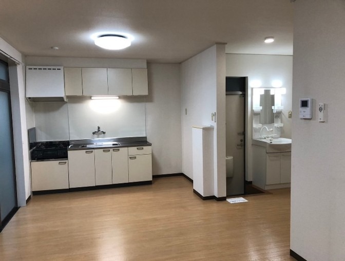 メゾン北小金B棟1階 リビング