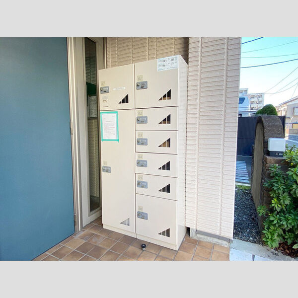 コム シェ ソワ　Ⅱ 宅配ボックス