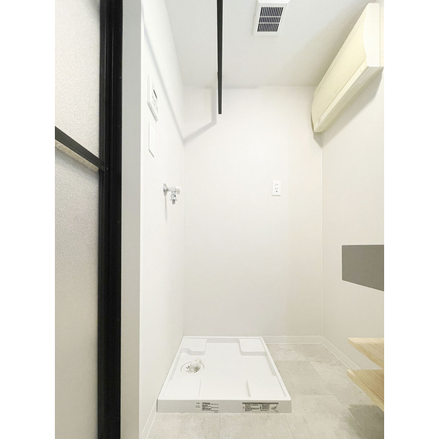 オーパスホームズ白山1002号室 室内洗濯機置き場