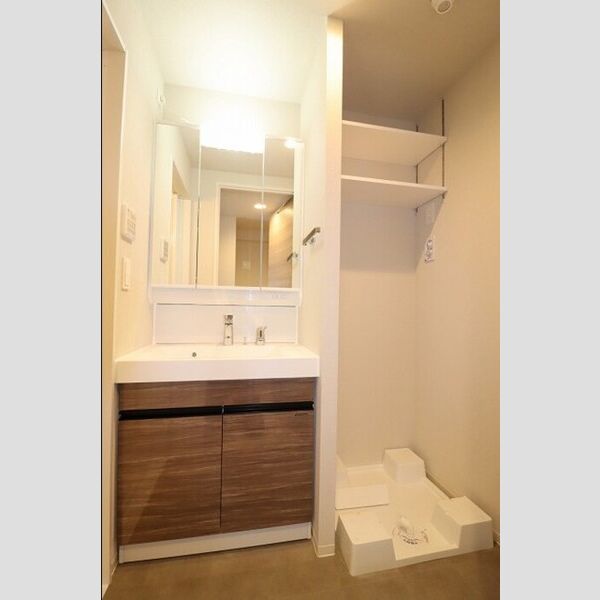 Glanpia501号室 洗濯機置き場、洗面台