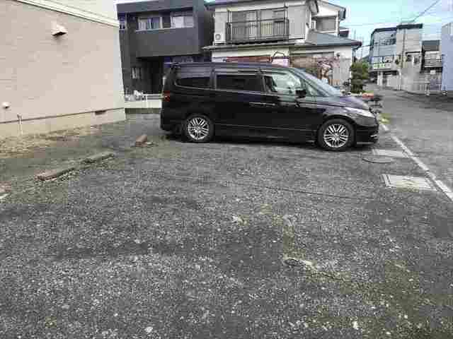 センチュリーハイツ103号室 駐車場